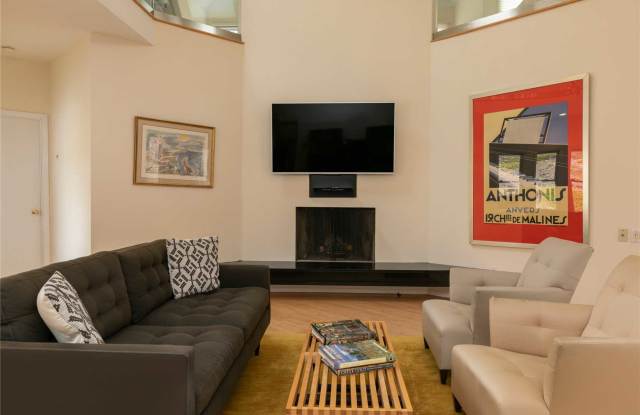 45 Stillwell Ln Gallery 2