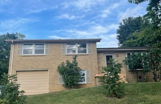 MOVE IN SPECIAL for: 3 Bedroom House Available for Immediate move in! photos photos