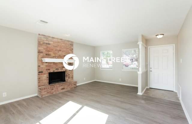 3022 Lake Grande Street photos photos