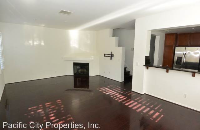 213 Coral Rose Gallery 3