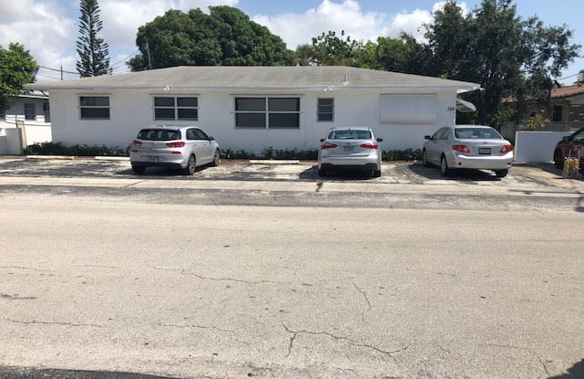 329 NE 2nd Street, Unit #5 - 329 NE 2nd St, Hallandale Beach, FL 33009