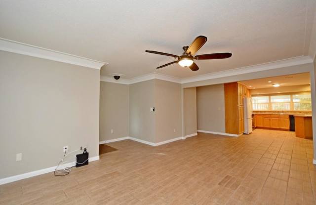 1785 Bayberry Drive Gallery 3