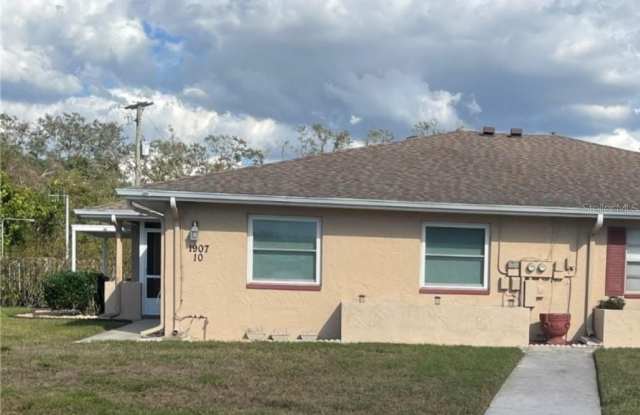 1907 CANTERBURY LANE photos photos