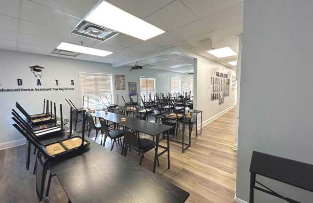 7430 HERITAGE VILLAGE Plaza unit: 201 photos photos