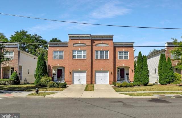 4916 7TH STREET NE photos photos