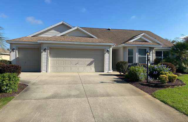 Gorgeous ANNUAL 3 + 2 Furnished Home in The Village of Duval w/Views photos photos