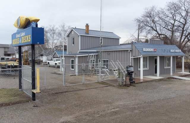 7427 Dyke photos photos