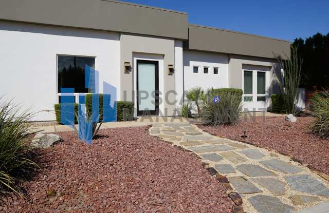 70420 Mottle Circle Gallery 4
