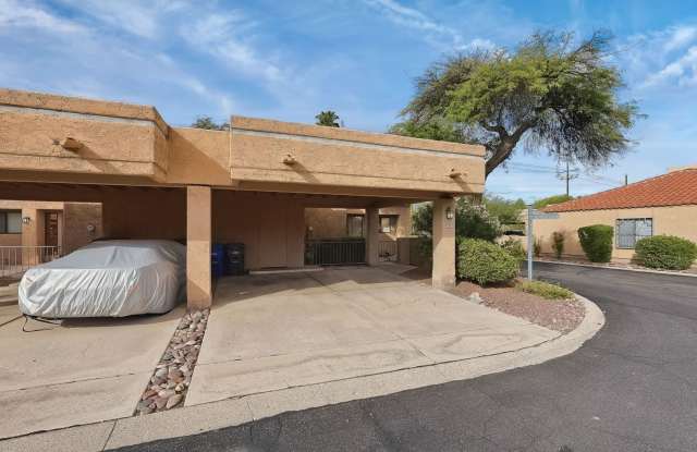 2 Bed, 2 Bath Winterhaven Home with Fenced Yard & 2-Car Covered Parking | Central Tucson Gallery 3