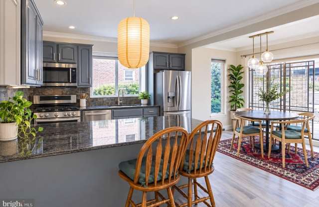 416 S VEITCH Street photos photos