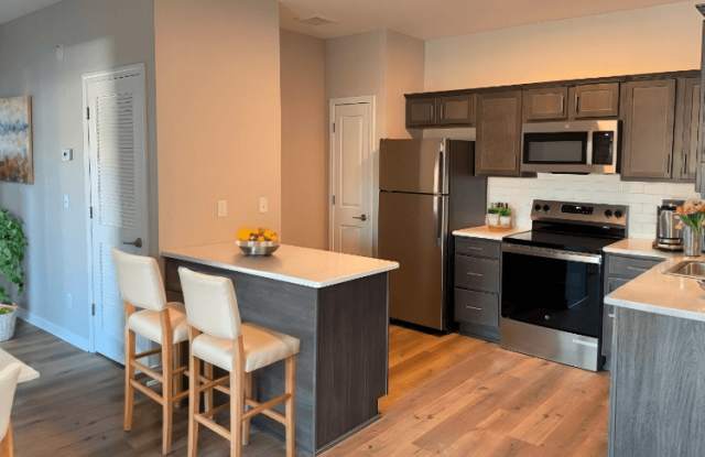 Hurstbourne Pointe photos photos