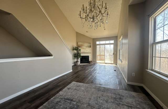 41785 Independence Drive photos photos