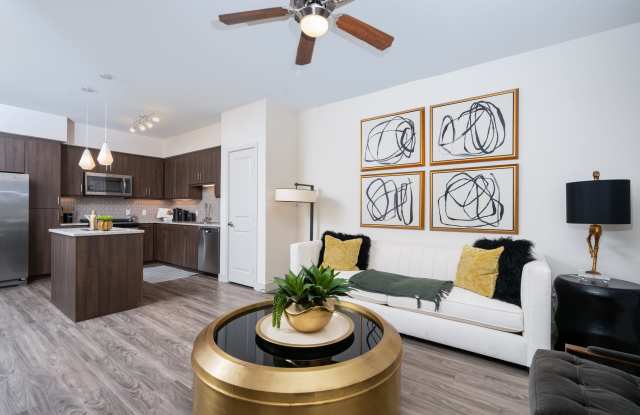 Rize Irvine Apartments Gallery 4