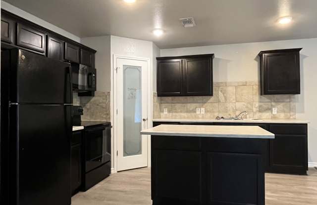 2207 Martin Luther King Junior Boulevard - B Gallery 2