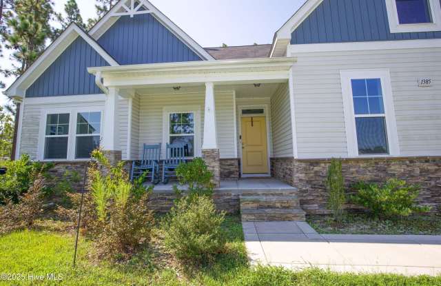 1385 Whitney Drive Gallery 3