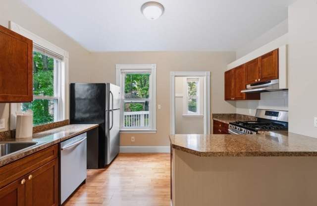 37 Thorndike Street Gallery 3