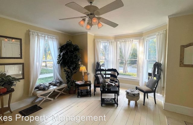 1121 Wisconsin St. - 1121 Wisconsin Street, Lake Geneva, WI 53147