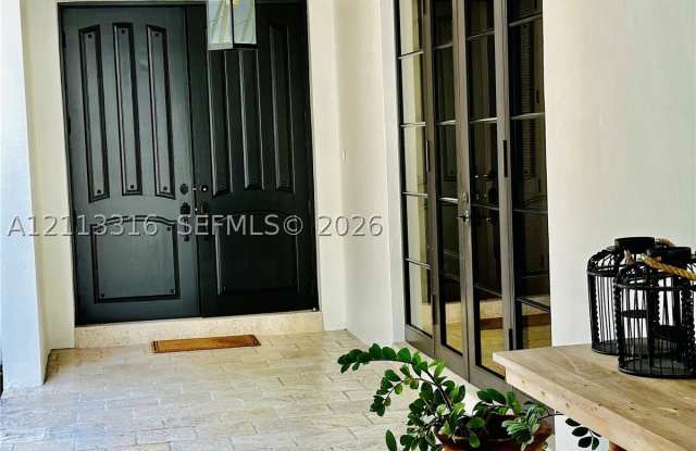 1668 Micanopy Ave Gallery 2