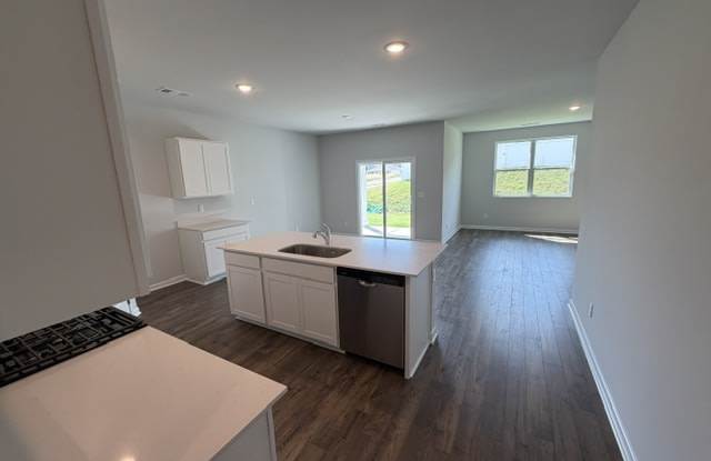 5449 Conifer Lane Gallery 3