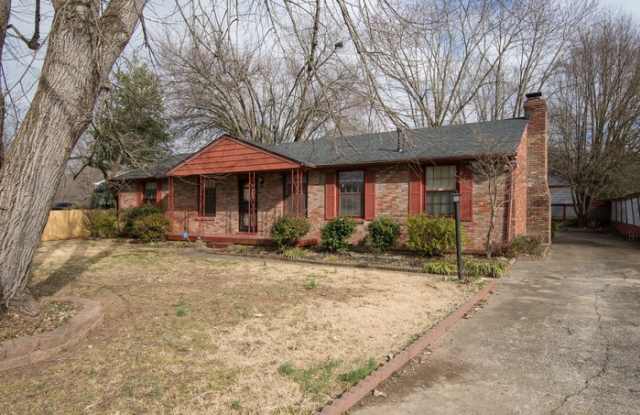 108 Chestnut Drive Gallery 3