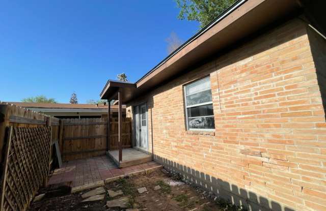 806 Walnut Ave photos photos