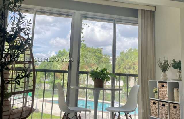 9405 W Flagler St photos photos 9405 W Flagler St photos photos