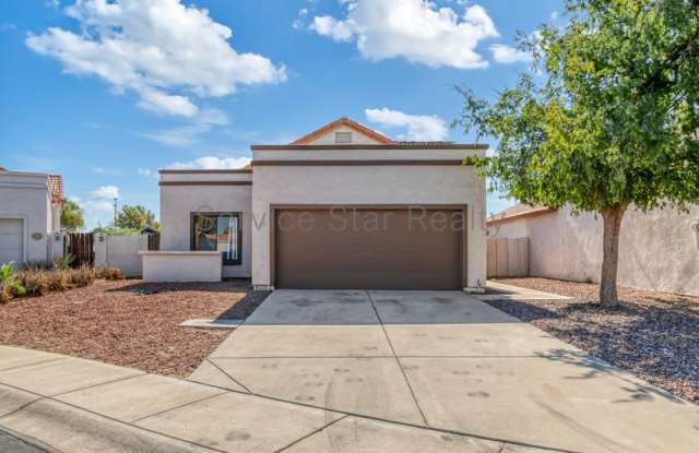 545 S Danyell Dr - 545 South Danyell Drive, Chandler, AZ 85225