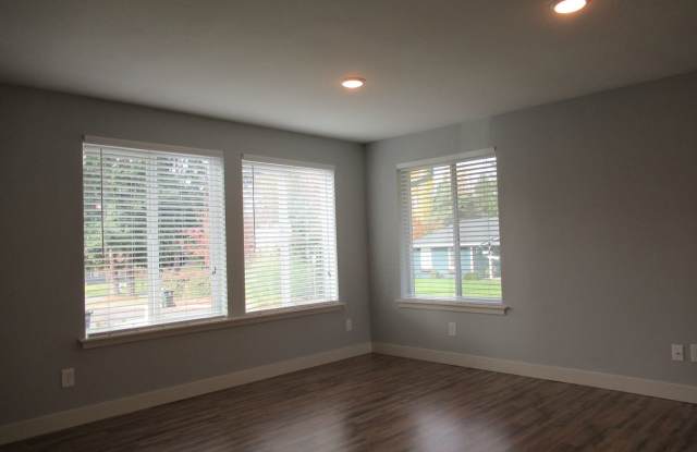 3833 North Winnifred Street Gallery 2