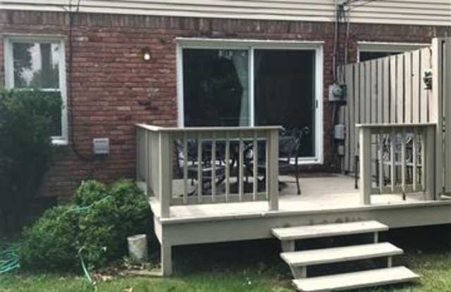 116 REGENTS DR Gallery 2