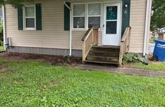 2 Bedroom 1 Bathroom Single Family Home in Aberdeen, MD photos photos