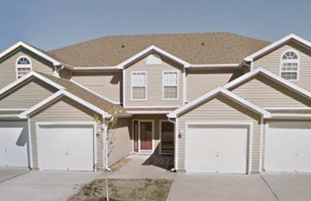 1639-1645 SW Highland Dr photos photos