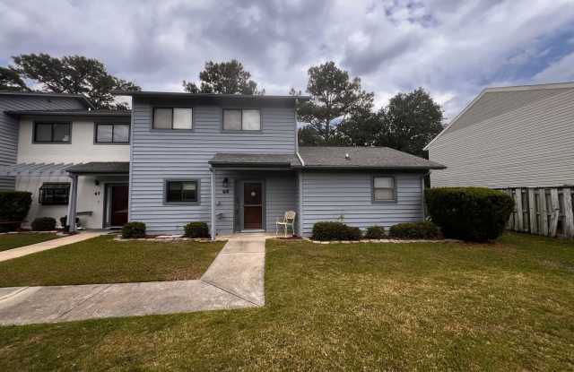 Unfurnished, Three Bedroom Town Home With Screened Patio in Little River! Available now! photos photos