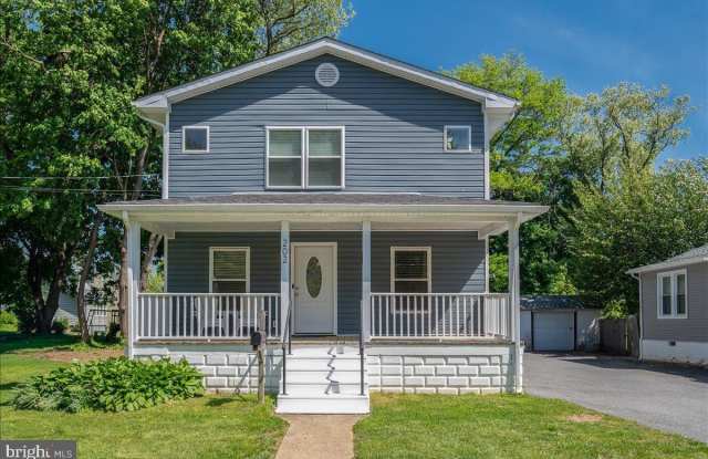 202 BLUE ROCK Road Gallery 1