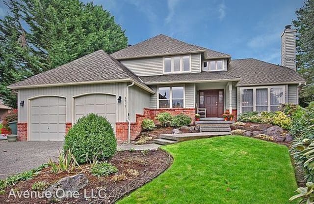 3919 240th PL SE - 3919 240th Place Southeast, Klahanie, WA 98029