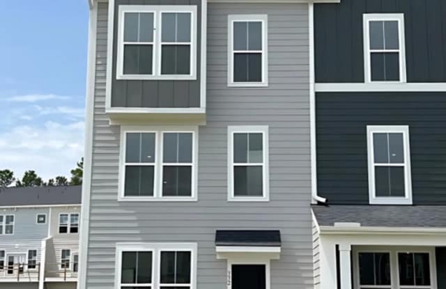 *Special offer $250 off first months rent!* Spacious 4-Bedroom Home with Gourmet Kitchen, Flex Room  Luxurious Owner’s Suite! photos photos