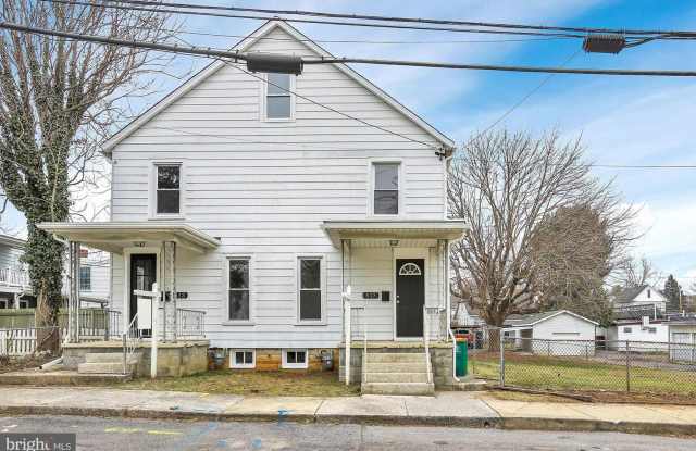 Charming 3 Bedroom, 1 Bath Home in Chambersburg, Pa. photos photos Charming 3 Bedroom, 1 Bath Home in Chambersburg, Pa. photos photos