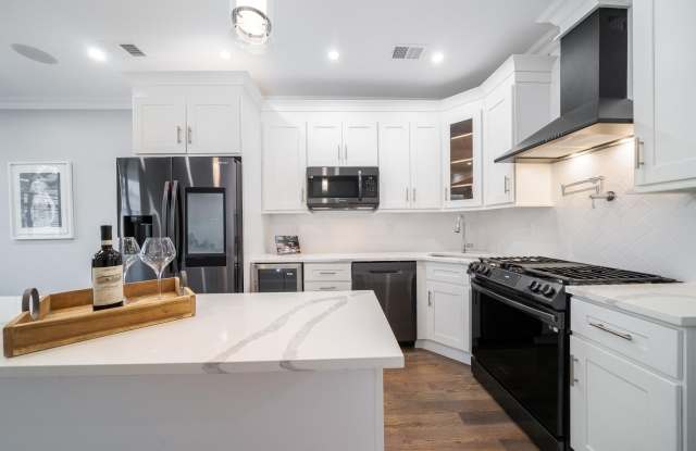 195 LIBERTY AVE photos photos