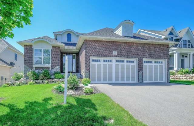 5173 Suntide Pass - 5173 Suntide Pass, Woodbury, MN 55129