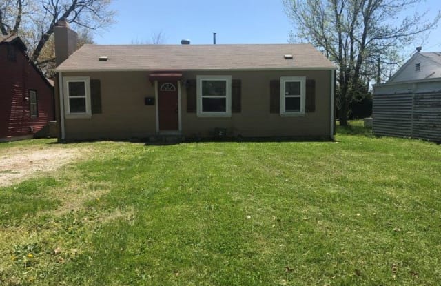 1420 East North Street - 1420 East North Street, Springfield, MO 65803