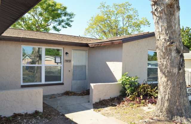 Beautiful 3 bedroom / 2 bath available! photos photos