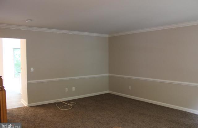 10624 ALISON DRIVE Gallery 2