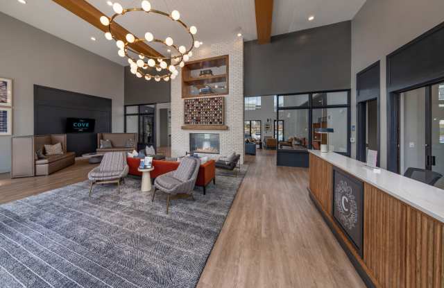 Cove at Covington Center - Apartments & Townhomes Gallery 4