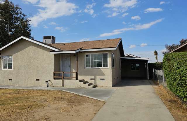 Two Homes on One Lot - 1418 Eureka Street, Bakersfield, CA 93305