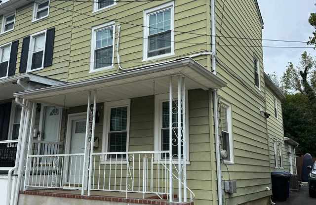 123 PEARL Street Gallery 1