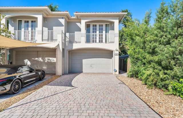 837 SW 11 Ct - 837 Southwest 11th Court, Fort Lauderdale, FL 33315