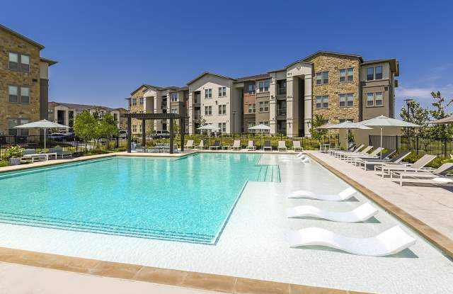Affordable Housing - The Scott at Medio Creek Gallery 3