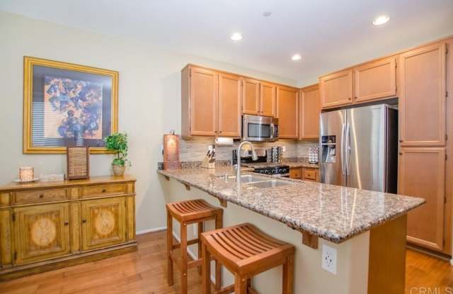 Beautiful 4 bedroom, 4 full bathroom home in the highly sought after community of Riverwalk Gallery 4