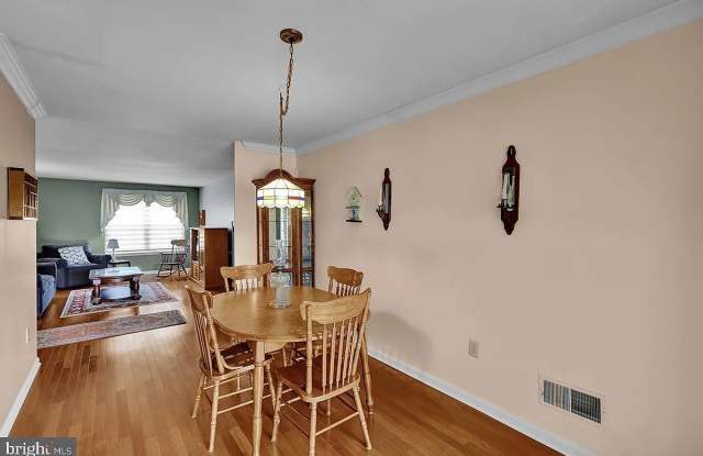 901 Christopher Dr - 901 Christopher Drive, Wyomissing, PA 19610
