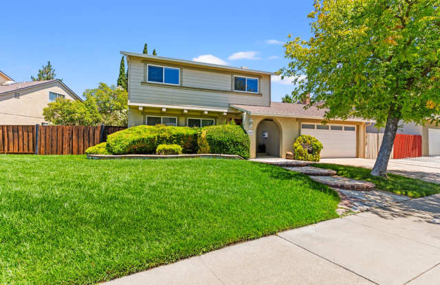 Beautifully Updated Pleasanton Four Bedroom Retreat w/ Vaulted Ceilings & Custom Details photos photos
