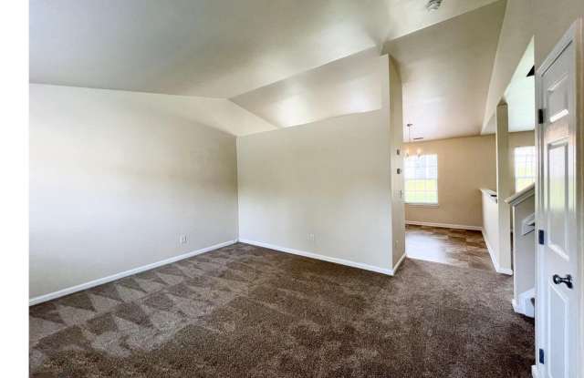 5403 Danube Lane Gallery 3